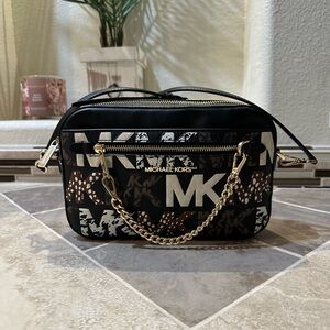 Michael Kors Jet Set Large Printed Leather Crossbody Bag
